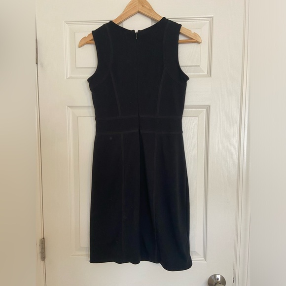 Ann Taylor 4 petite black sleeveless classic dress - Picture 4 of 7